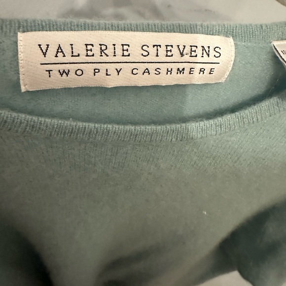 Valerie Stevens Cashmere Sweater Size M - Picture 2 of 5